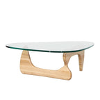 Table basse moderne du milieu du siècle avec plateau en verre trempé et base triangulaire